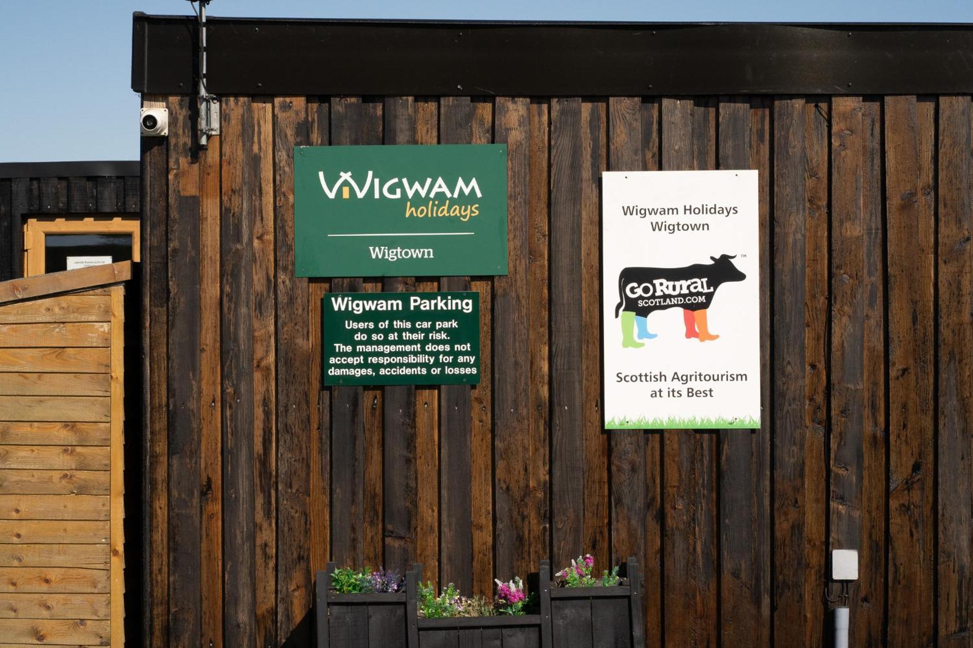 Wigtown By Wigwam Holidays Нютън Стюарт Екстериор снимка